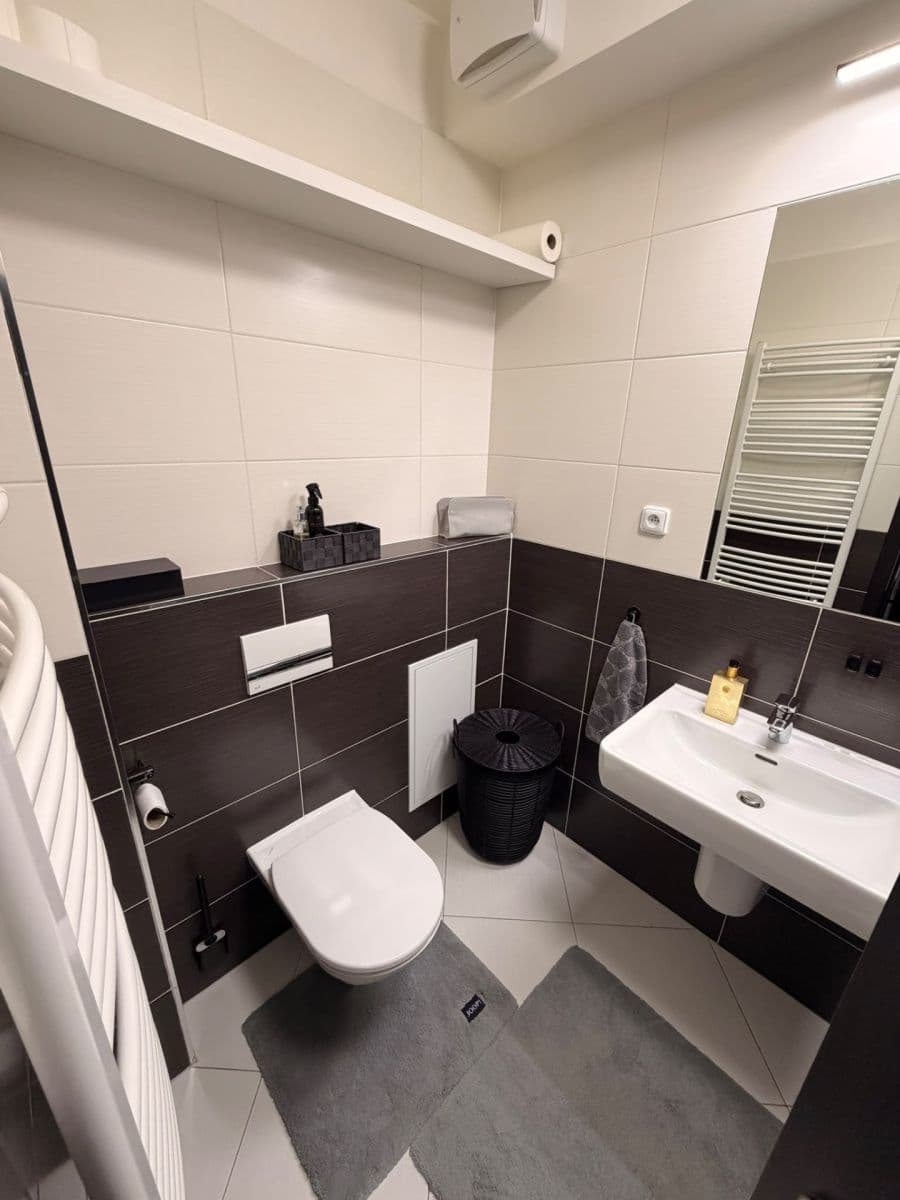 Pronájem bytu 1+kk 28 m², Honzíkova, Praha, Praha Pronájem bytu 1+kk 28 m², Honzíkova, Praha, Praha