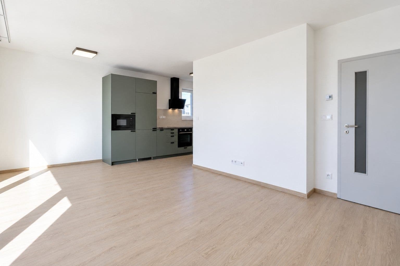 Pronájem bytu 2+kk 47 m², Zahradní, Plzeň, Plzeňský kraj Pronájem bytu 2+kk 47 m², Zahradní, Plzeň, Plzeňský kraj