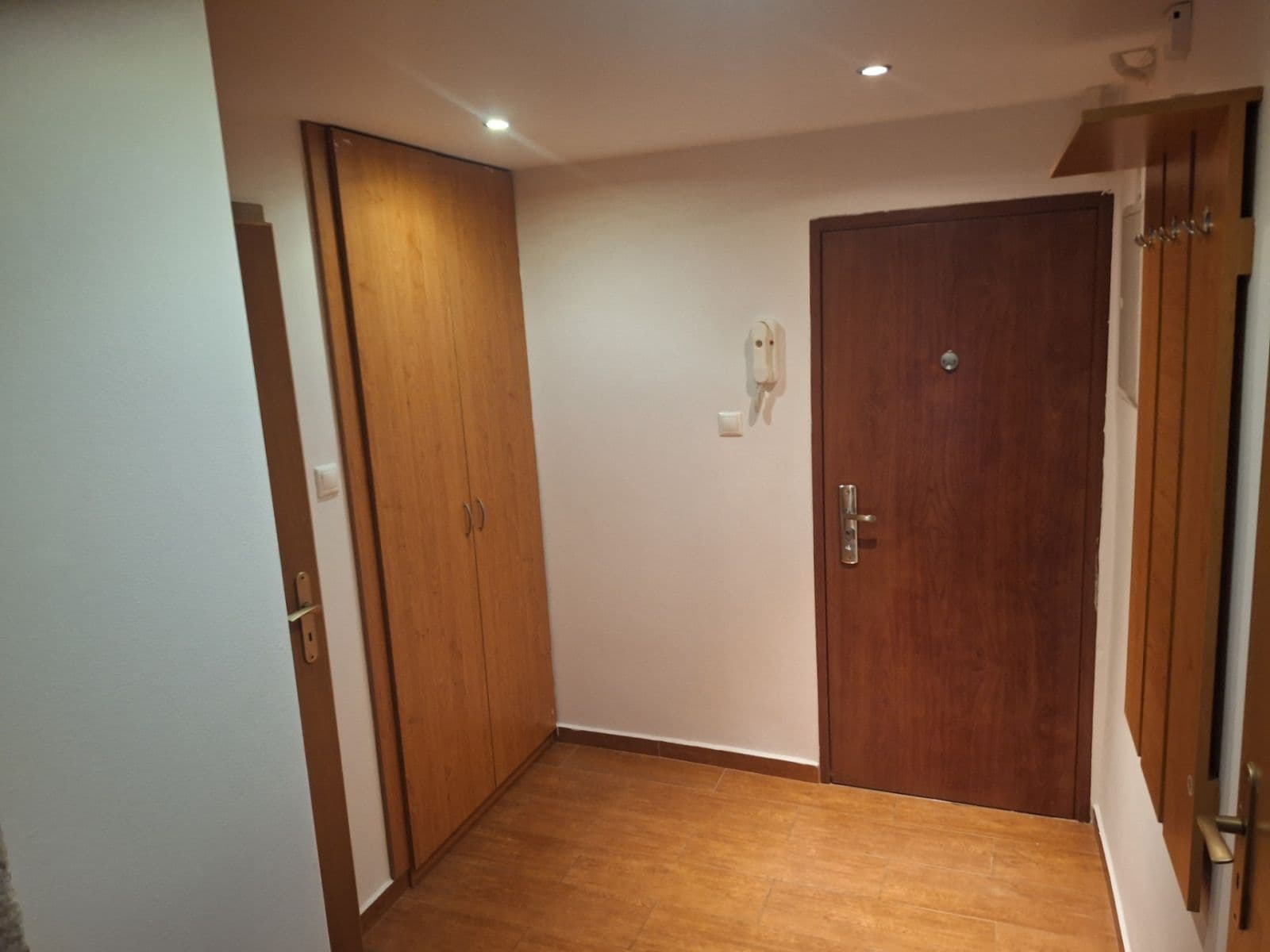 Prodej bytu 2+1 66 m², Železničná, Senica, Trnavský kraj Prodej bytu 2+1 66 m², Železničná, Senica, Trnavský kraj