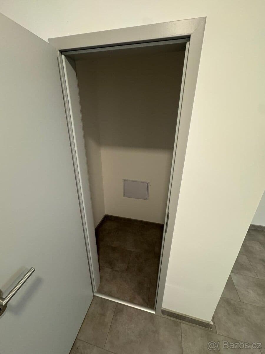 Pronájem bytu 2+kk 54 m², Dukelská, Třinec, Moravskoslezský kraj Pronájem bytu 2+kk 54 m², Dukelská, Třinec, Moravskoslezský kraj