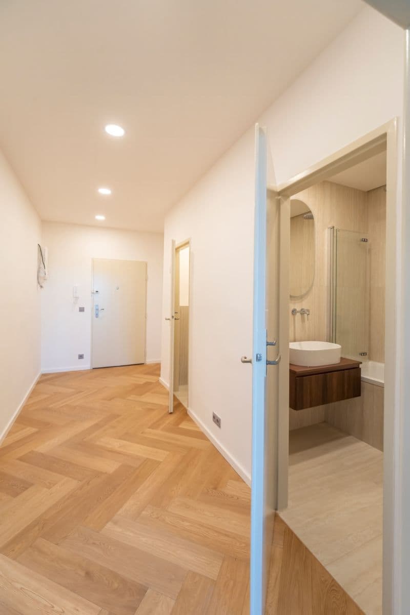 Prodej bytu 2+kk 65 m², Kouřimská, Praha, Praha Prodej bytu 2+kk 65 m², Kouřimská, Praha, Praha