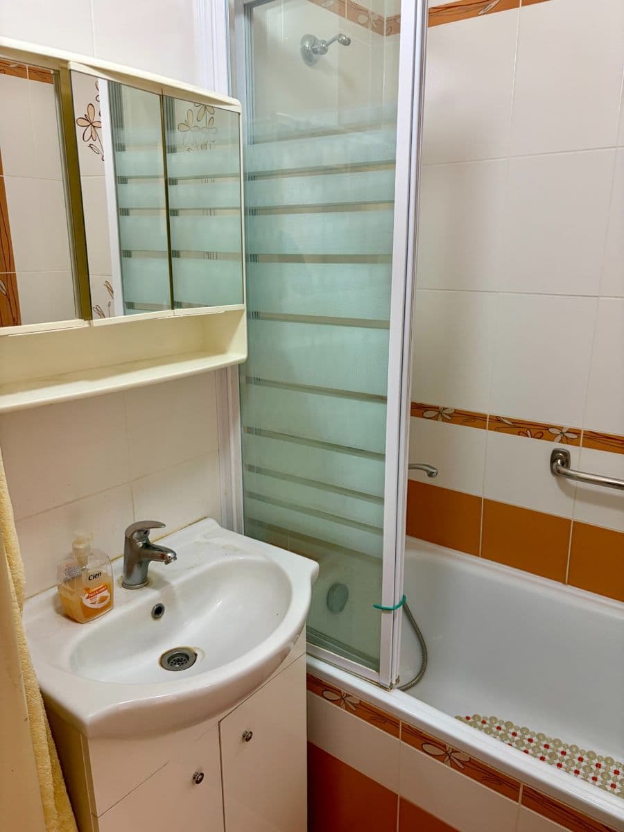 Prodej bytu 3+1 59 m², Charkovská, Ostrava, Moravskoslezský kraj Prodej bytu 3+1 59 m², Charkovská, Ostrava, Moravskoslezský kraj