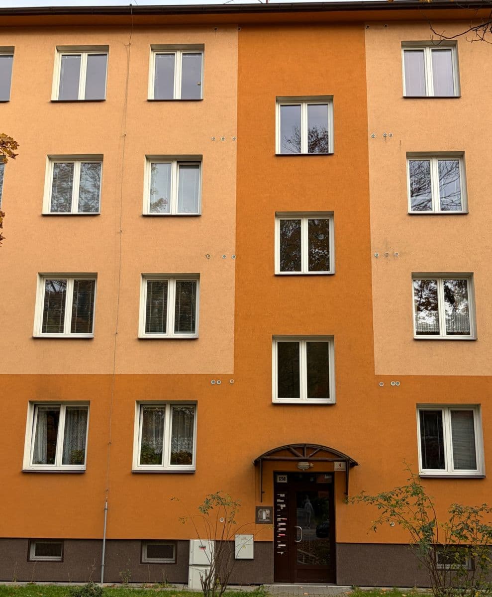 Prodej bytu 3+1 59 m², Charkovská, Ostrava, Moravskoslezský kraj Prodej bytu 3+1 59 m², Charkovská, Ostrava, Moravskoslezský kraj