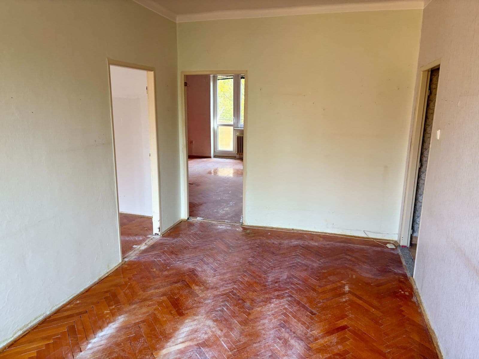 Prodej bytu 3+1 59 m², Charkovská, Ostrava, Moravskoslezský kraj Prodej bytu 3+1 59 m², Charkovská, Ostrava, Moravskoslezský kraj