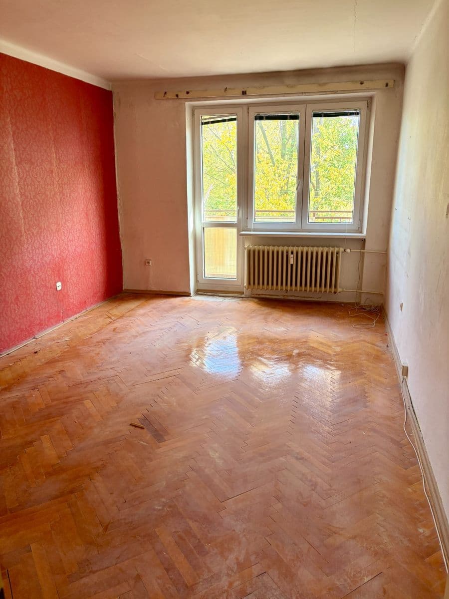 Prodej bytu 3+1 59 m², Charkovská, Ostrava, Moravskoslezský kraj Prodej bytu 3+1 59 m², Charkovská, Ostrava, Moravskoslezský kraj