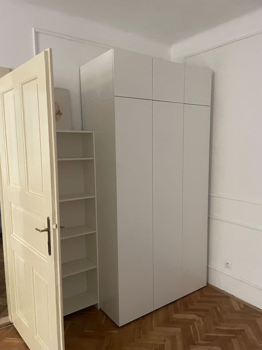 Pronájem bytu 2+1 45 m², Bukureštská, Bratislava - mestská časť Staré Mesto, Bratislavský kraj Pronájem bytu 2+1 45 m², Bukureštská, Bratislava - mestská časť Staré Mesto, Bratislavský kraj