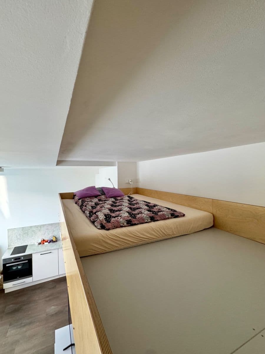 Pronájem bytu 1+kk 32 m², Geologická, Praha, Praha Pronájem bytu 1+kk 32 m², Geologická, Praha, Praha