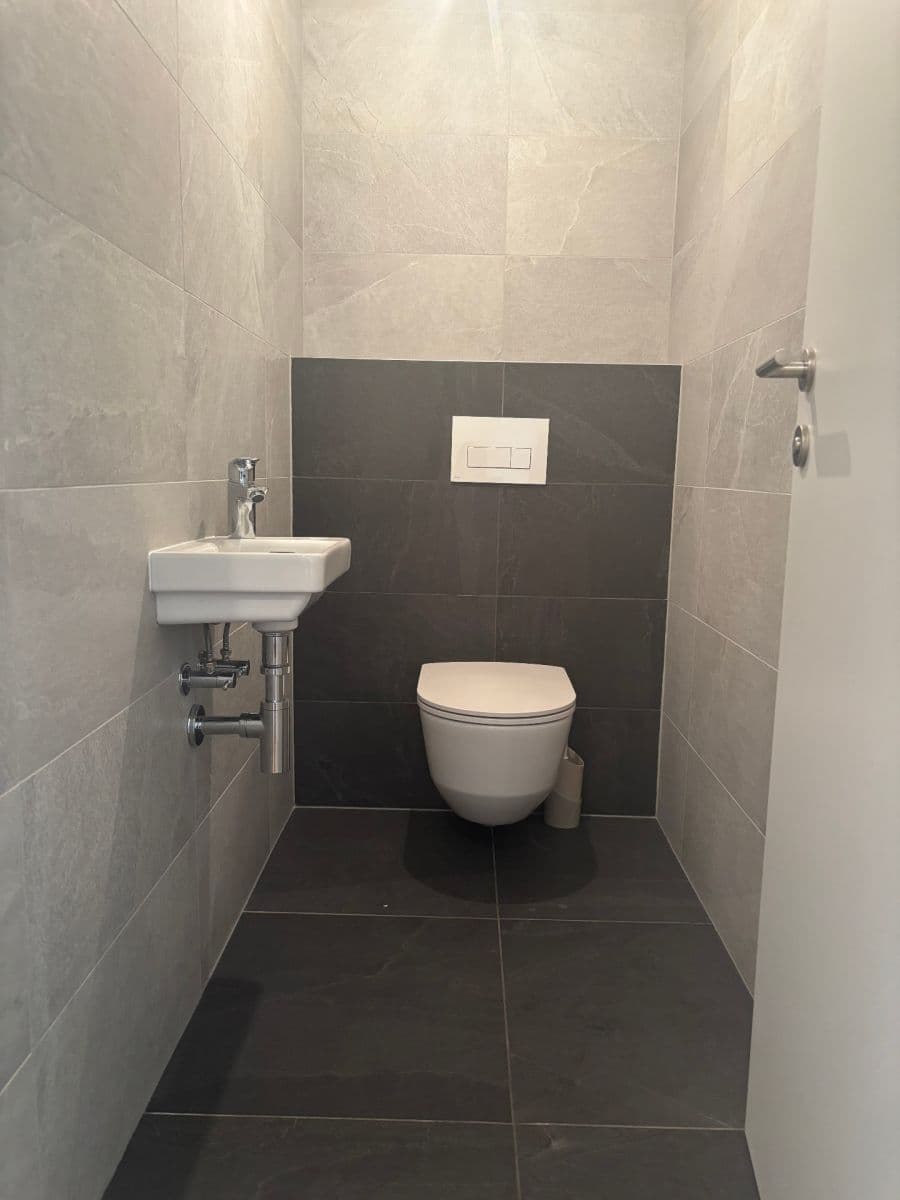 Prodej bytu 2+kk 72 m², Jankovcova, Praha, Praha Prodej bytu 2+kk 72 m², Jankovcova, Praha, Praha