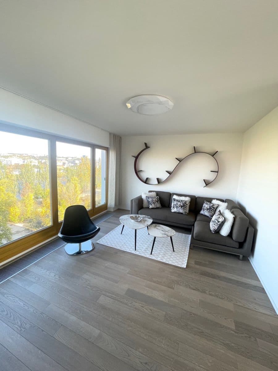 Prodej bytu 2+1 71 m², Za Karlínským přístavem, Praha, Praha Prodej bytu 2+1 71 m², Za Karlínským přístavem, Praha, Praha