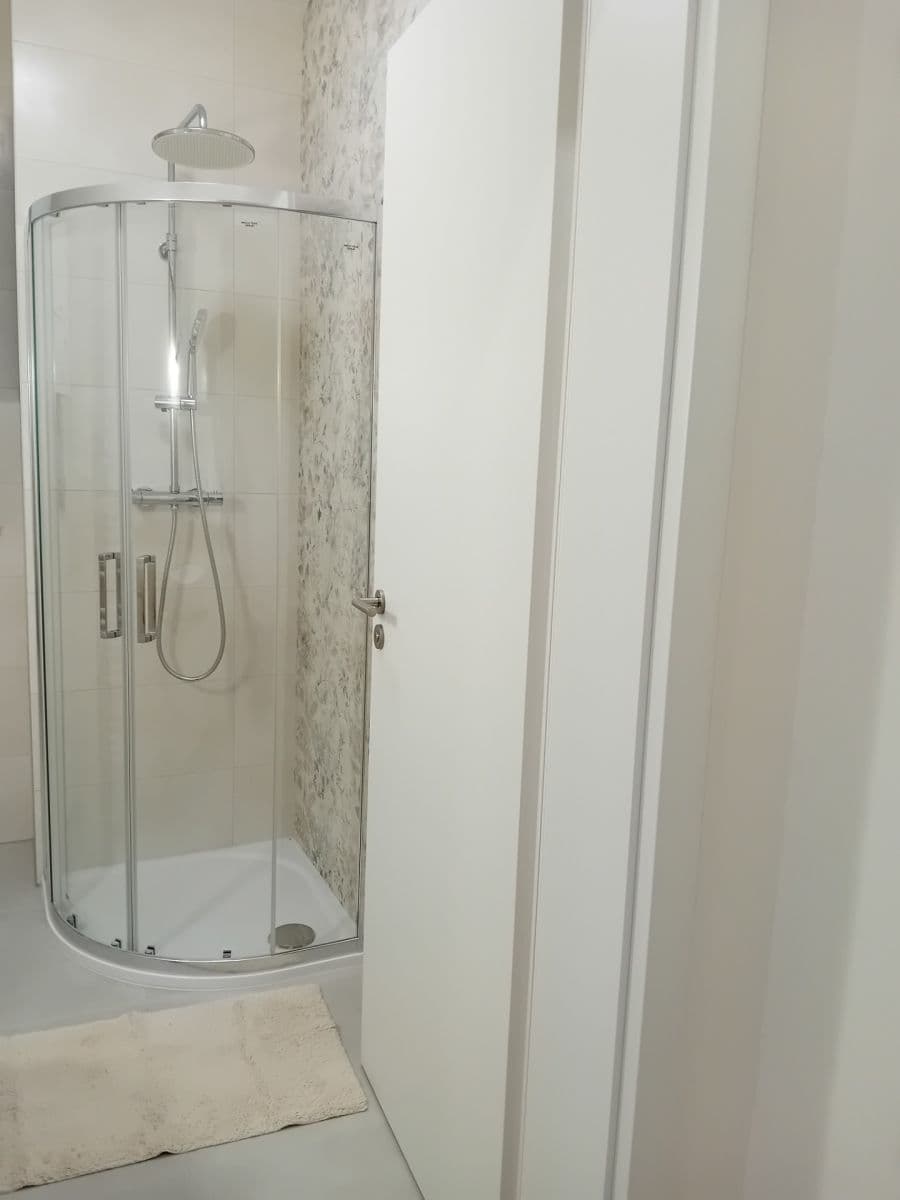 Pronájem bytu 2+kk 51 m², Krymská, Praha, Praha Pronájem bytu 2+kk 51 m², Krymská, Praha, Praha