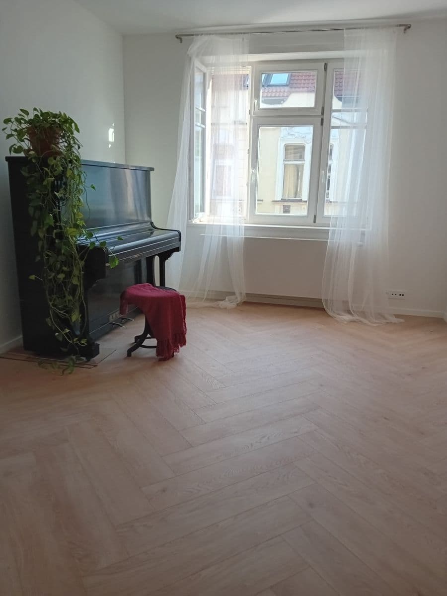 Pronájem bytu 2+kk 51 m², Krymská, Praha, Praha Pronájem bytu 2+kk 51 m², Krymská, Praha, Praha