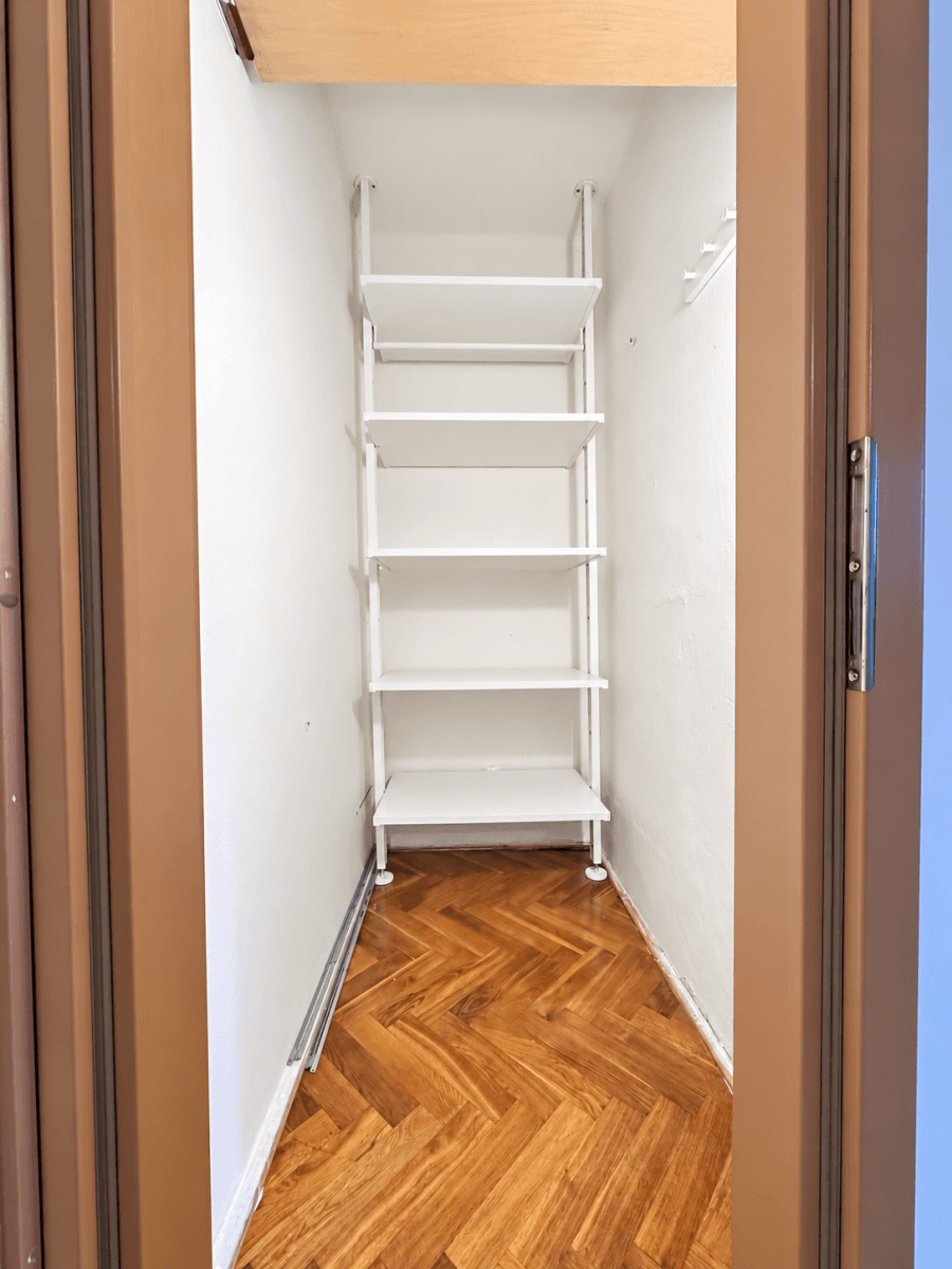 Pronájem bytu 2+1 55 m², Malovická, Praha, Praha Pronájem bytu 2+1 55 m², Malovická, Praha, Praha