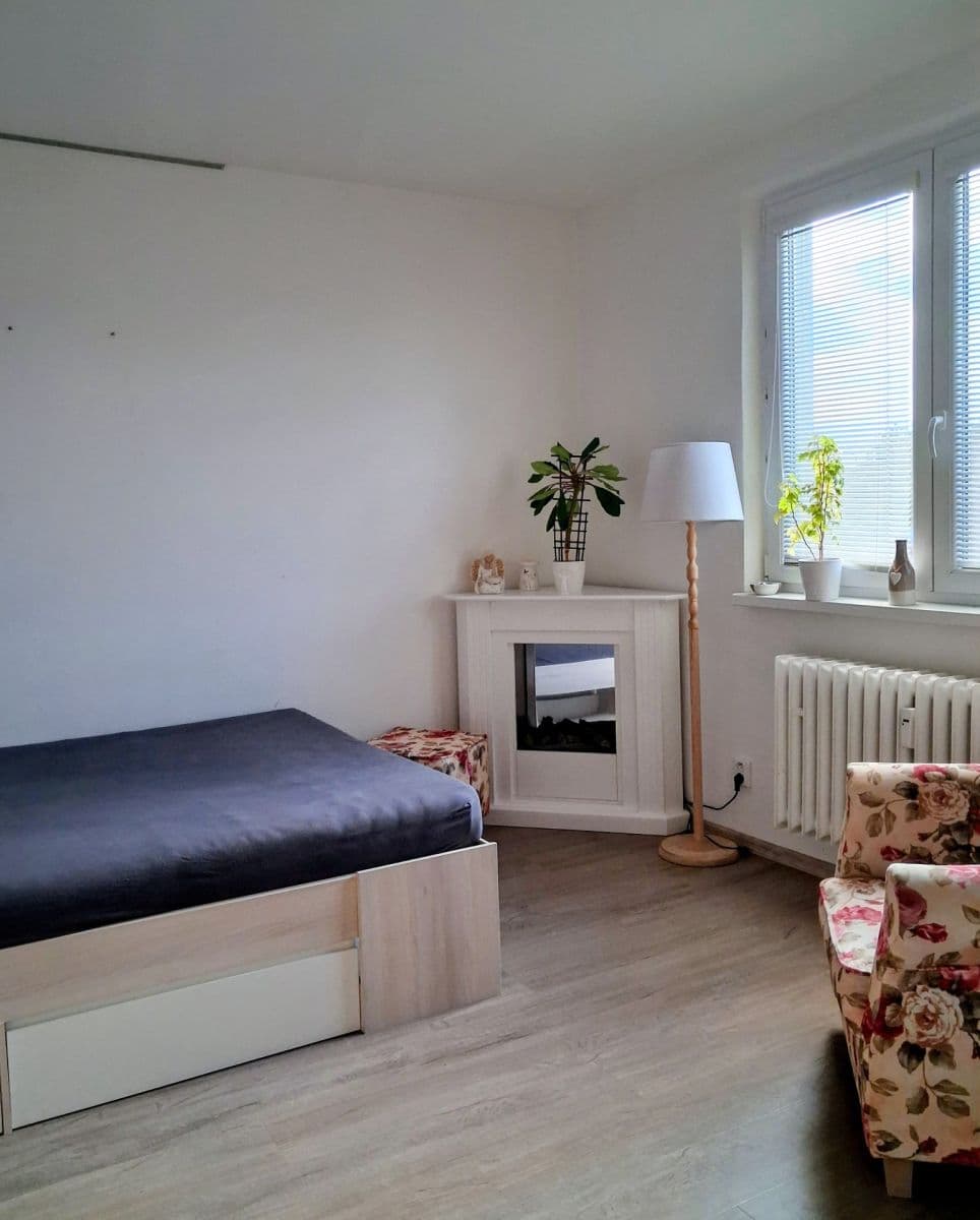 Prodej bytu 3+kk 55 m², Karafiátová, Olomouc, Olomoucký kraj Prodej bytu 3+kk 55 m², Karafiátová, Olomouc, Olomoucký kraj