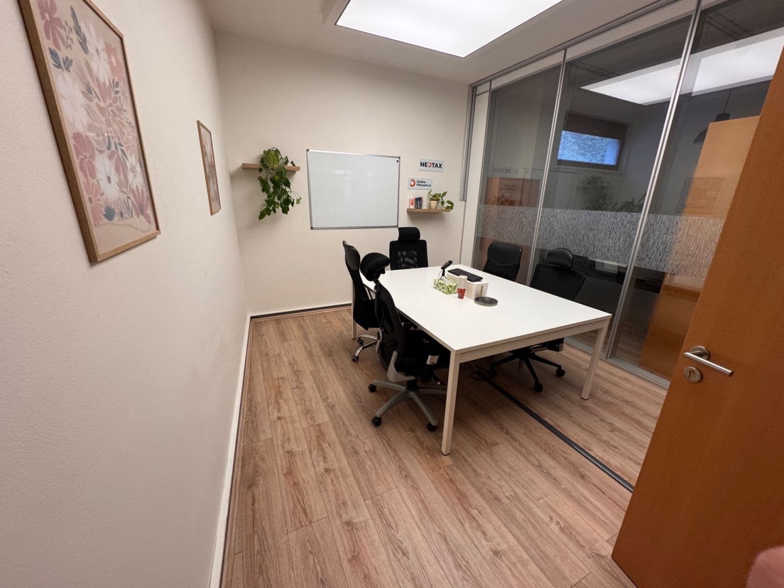 Pronájem kanceláře 95 m², Pod Děkankou, Praha, Praha Pronájem kanceláře 95 m², Pod Děkankou, Praha, Praha