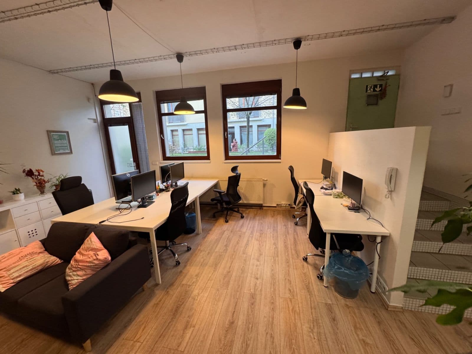 Pronájem kanceláře 95 m², Pod Děkankou, Praha, Praha Pronájem kanceláře 95 m², Pod Děkankou, Praha, Praha