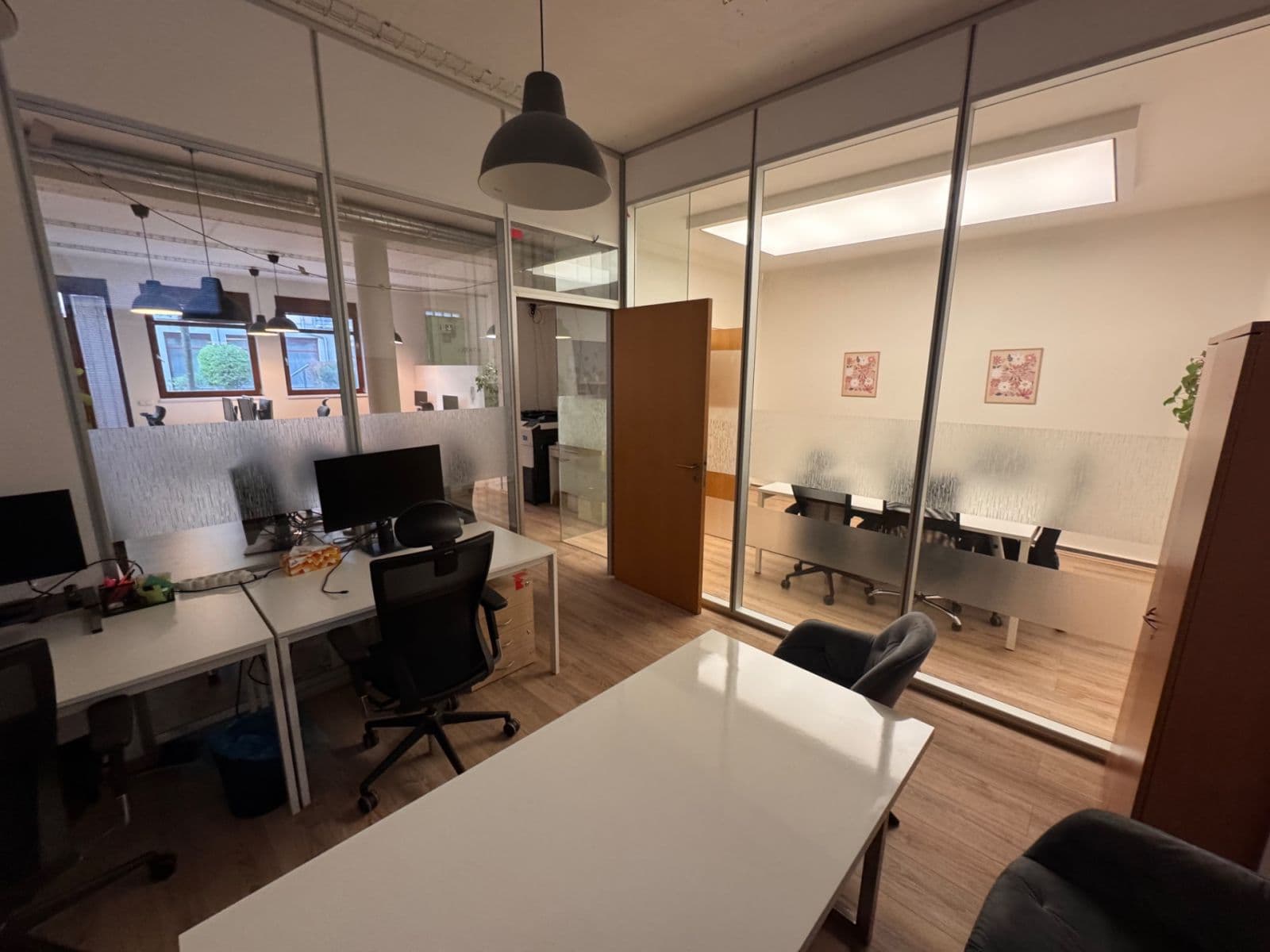 Pronájem kanceláře 95 m², Pod Děkankou, Praha, Praha Pronájem kanceláře 95 m², Pod Děkankou, Praha, Praha