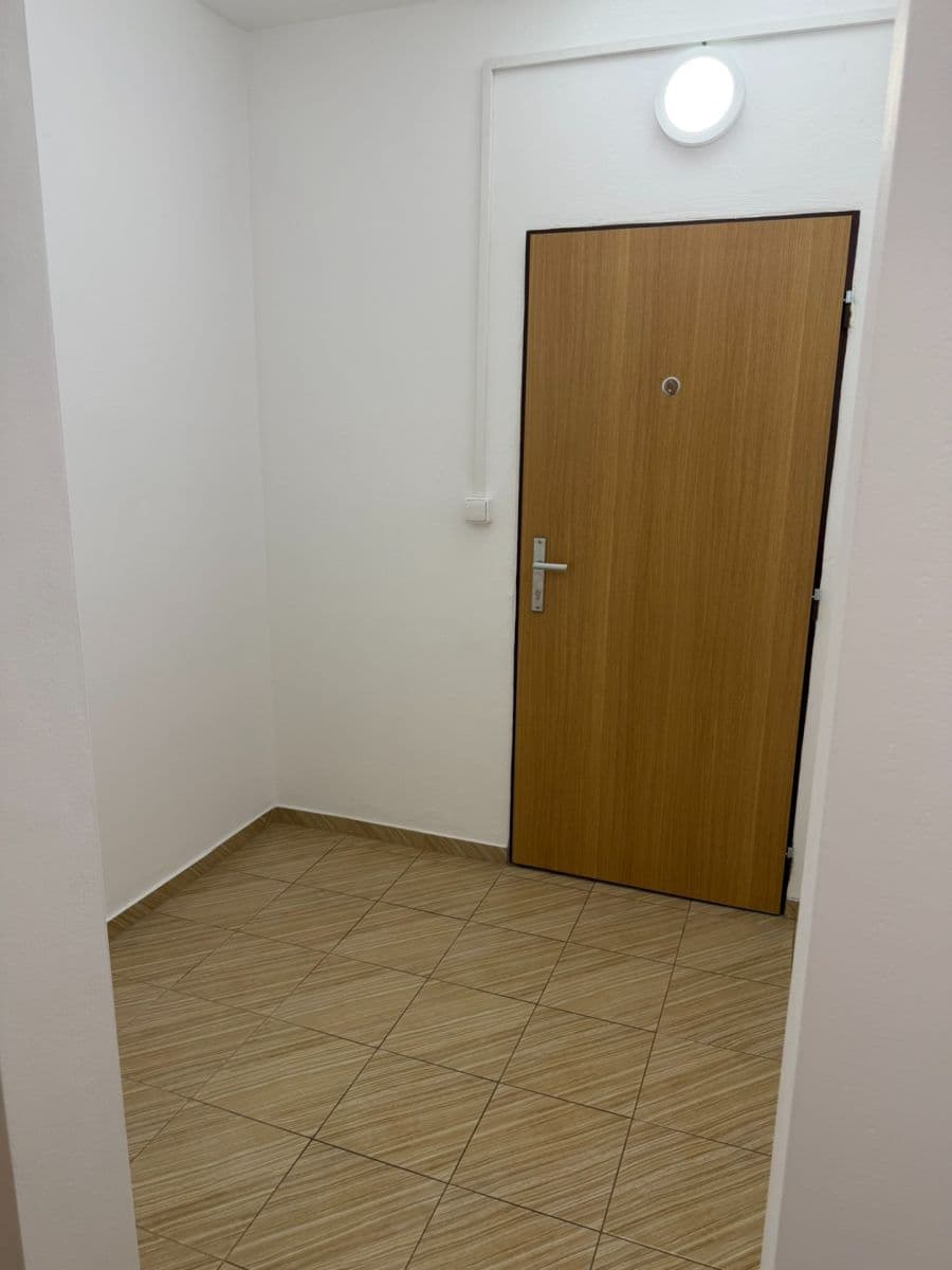 Pronájem bytu 1+kk 27 m², Bítovská, Praha, Praha Pronájem bytu 1+kk 27 m², Bítovská, Praha, Praha