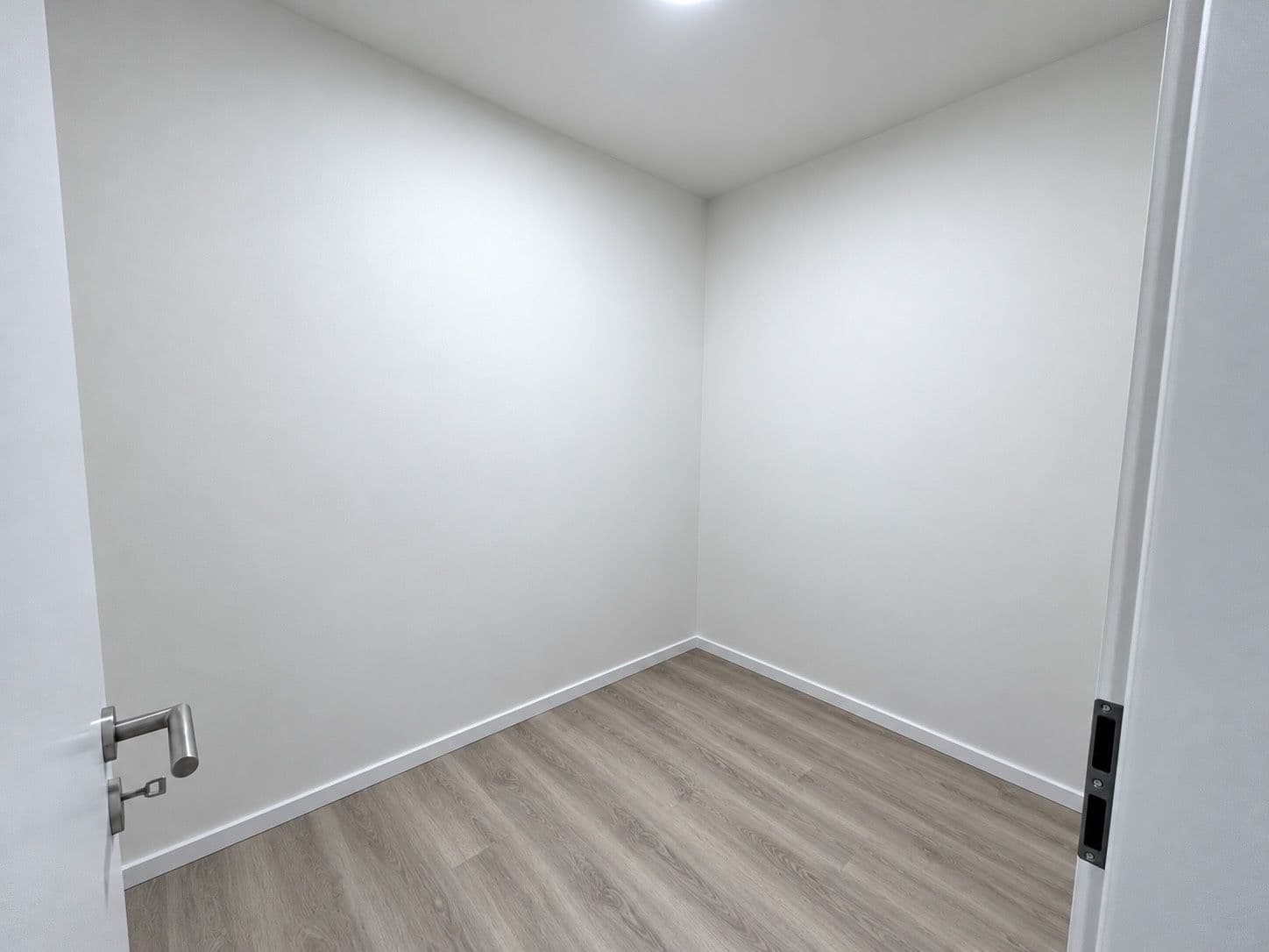 Pronájem bytu 2+kk 50 m², Divíškové, Praha, Praha Pronájem bytu 2+kk 50 m², Divíškové, Praha, Praha