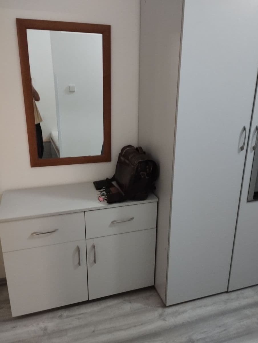 Pronájem bytu 1+kk 31 m², Roháčova, Praha, Praha Pronájem bytu 1+kk 31 m², Roháčova, Praha, Praha