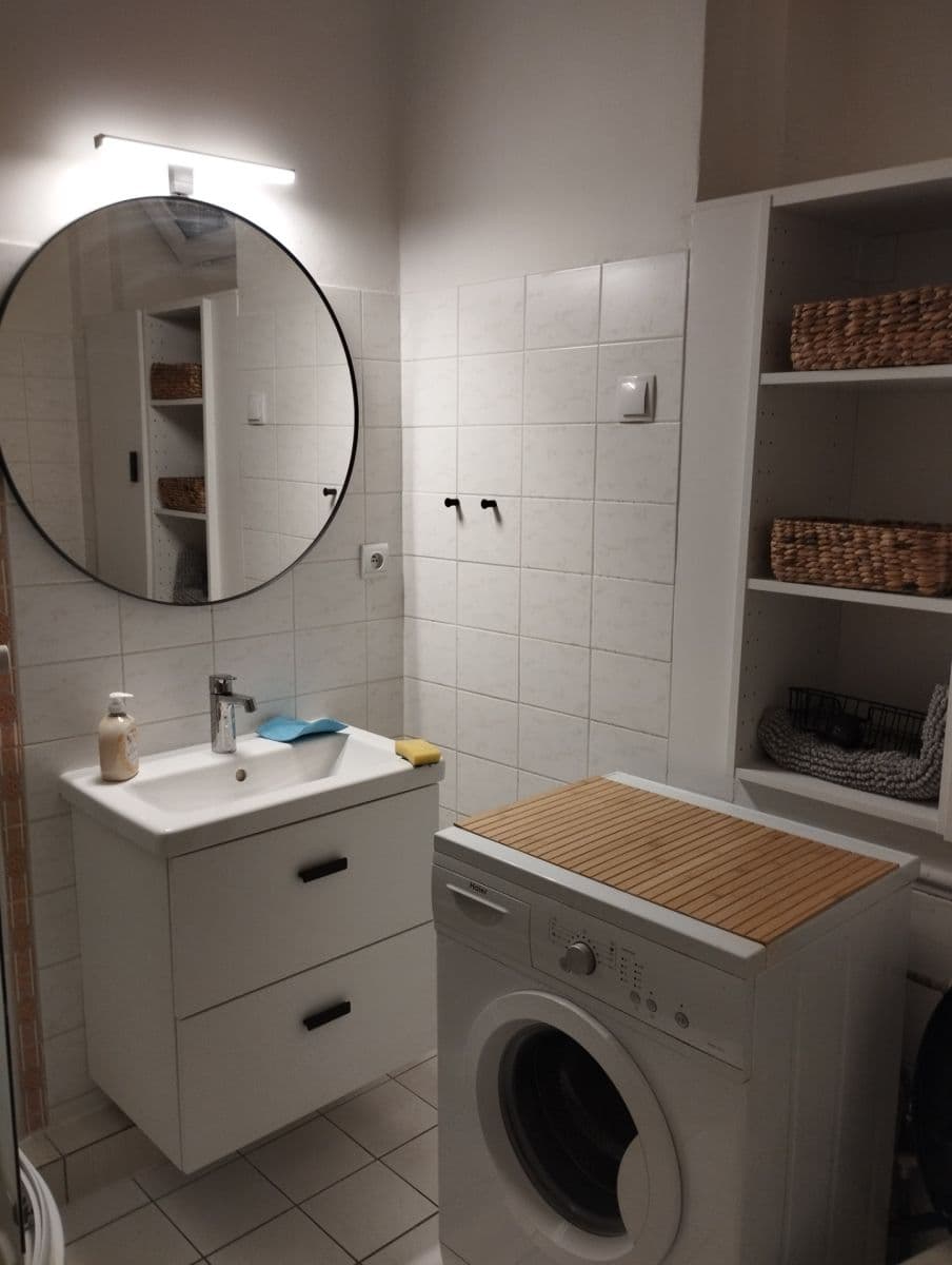 Pronájem bytu 1+kk 31 m², Roháčova, Praha, Praha Pronájem bytu 1+kk 31 m², Roháčova, Praha, Praha
