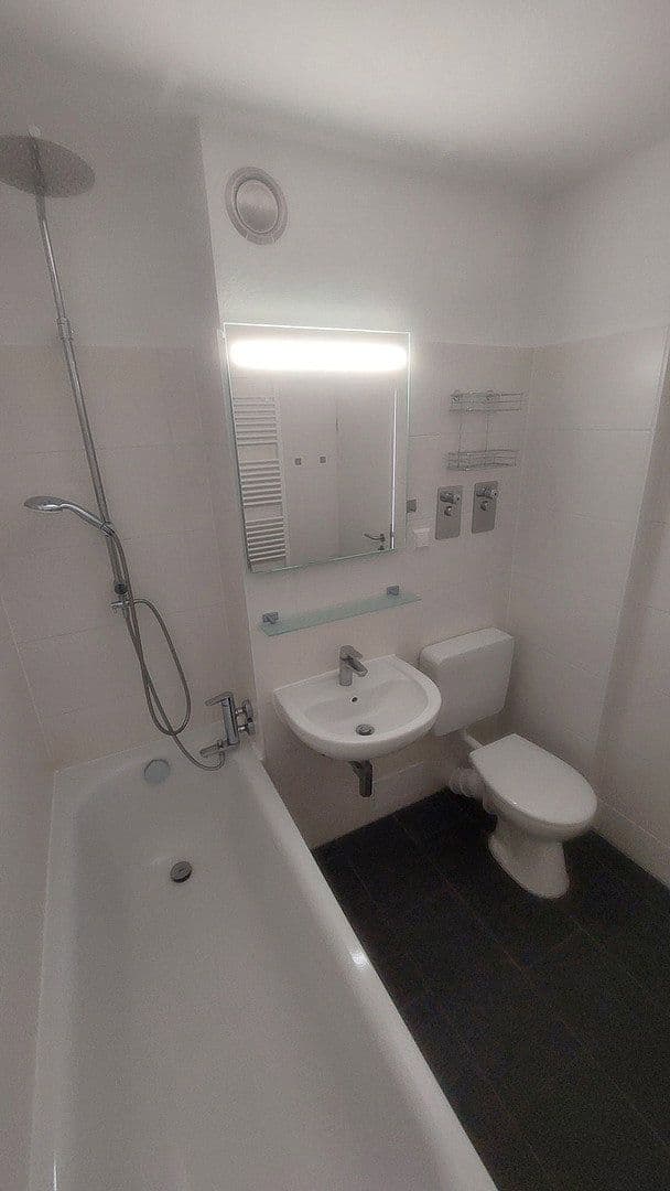 Prodej bytu 2+1 47 m², Am Ihmeufer 5, Hannover, Dolní Sasko Prodej bytu 2+1 47 m², Am Ihmeufer 5, Hannover, Dolní Sasko