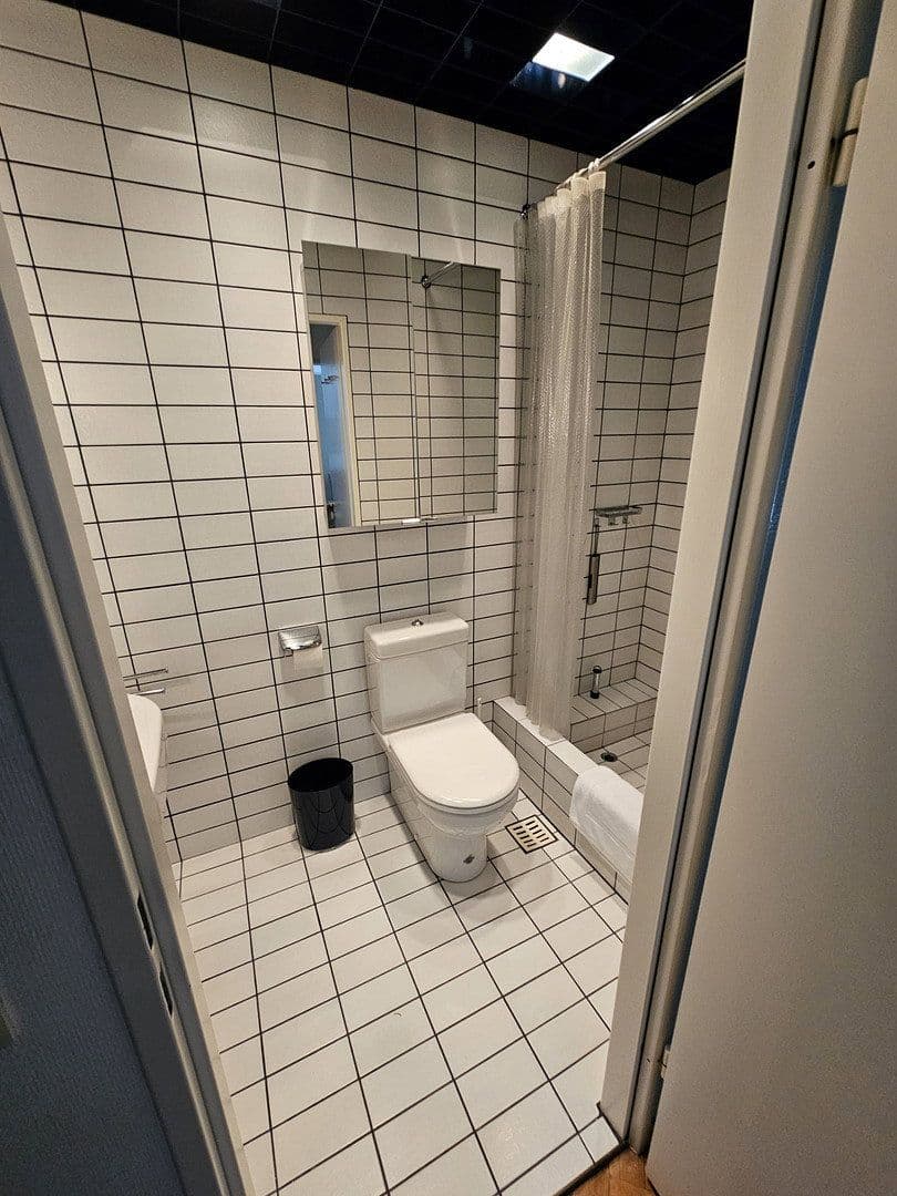 Prodej bytu 2+1 59 m², Handjerystraße 49, Berlin, Berlín Prodej bytu 2+1 59 m², Handjerystraße 49, Berlin, Berlín
