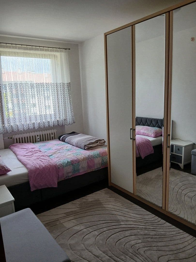 Prodej bytu 3+1 85 m², Lindenstraße 20, Holzkirchen, Bavorsko Prodej bytu 3+1 85 m², Lindenstraße 20, Holzkirchen, Bavorsko