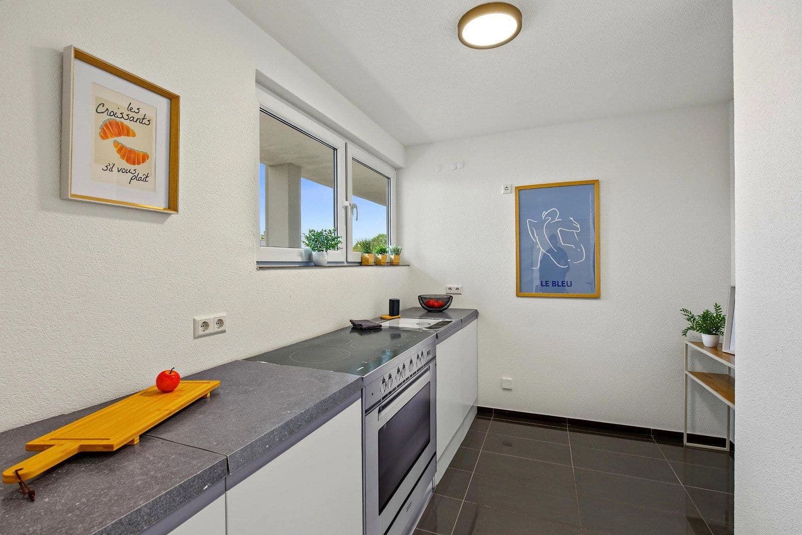 Prodej bytu 3+1 68 m², Neu-Ulm, Bavorsko Prodej bytu 3+1 68 m², Neu-Ulm, Bavorsko