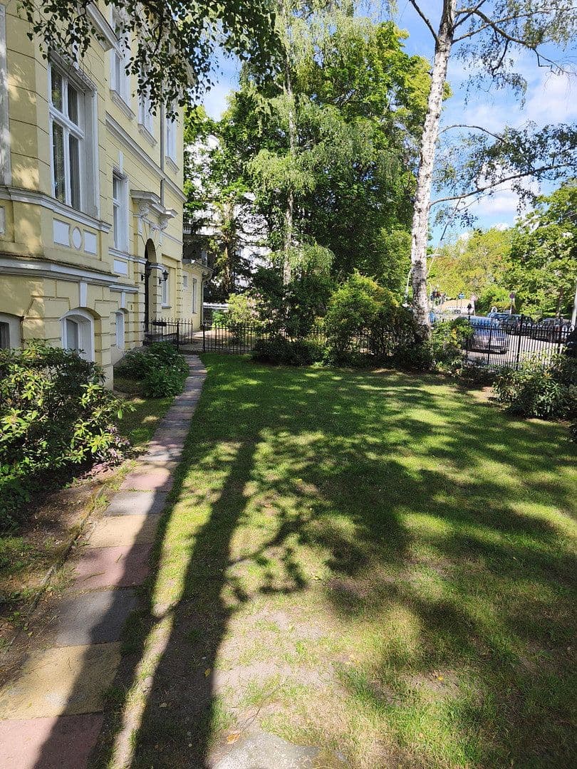 Pronájem bytu 5+kk 185 m², Bäkestr. 11, Berlin, Berlín Pronájem bytu 5+kk 185 m², Bäkestr. 11, Berlin, Berlín