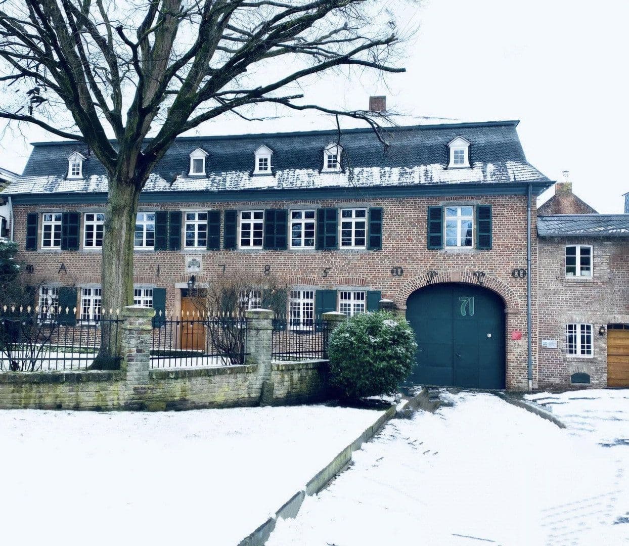 Prodej bytu 1+1 41 m², Wiener Weg, Köln Junkersdorf, Severní Porýní-Vestfálsko Prodej bytu 1+1 41 m², Wiener Weg, Köln Junkersdorf, Severní Porýní-Vestfálsko