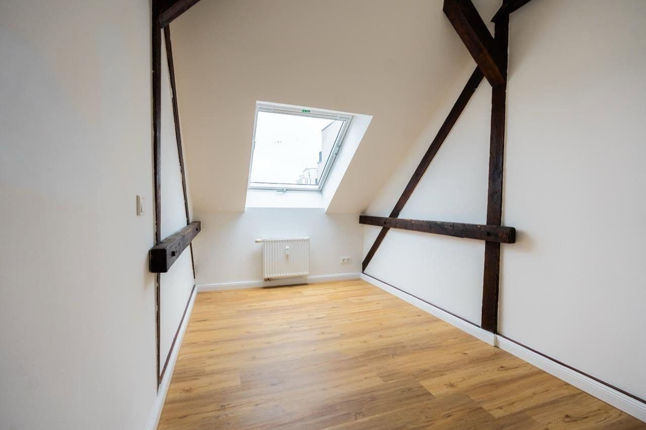 Prodej bytu 4+1 94 m², Lößnigerstraße 50, Leipzig, Sasko Prodej bytu 4+1 94 m², Lößnigerstraße 50, Leipzig, Sasko