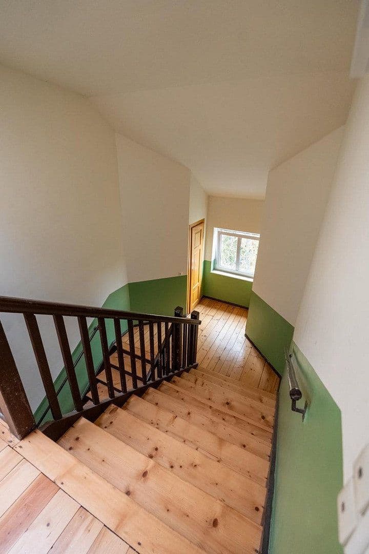 Prodej bytu 4+1 94 m², Lößnigerstraße 50, Leipzig, Sasko Prodej bytu 4+1 94 m², Lößnigerstraße 50, Leipzig, Sasko