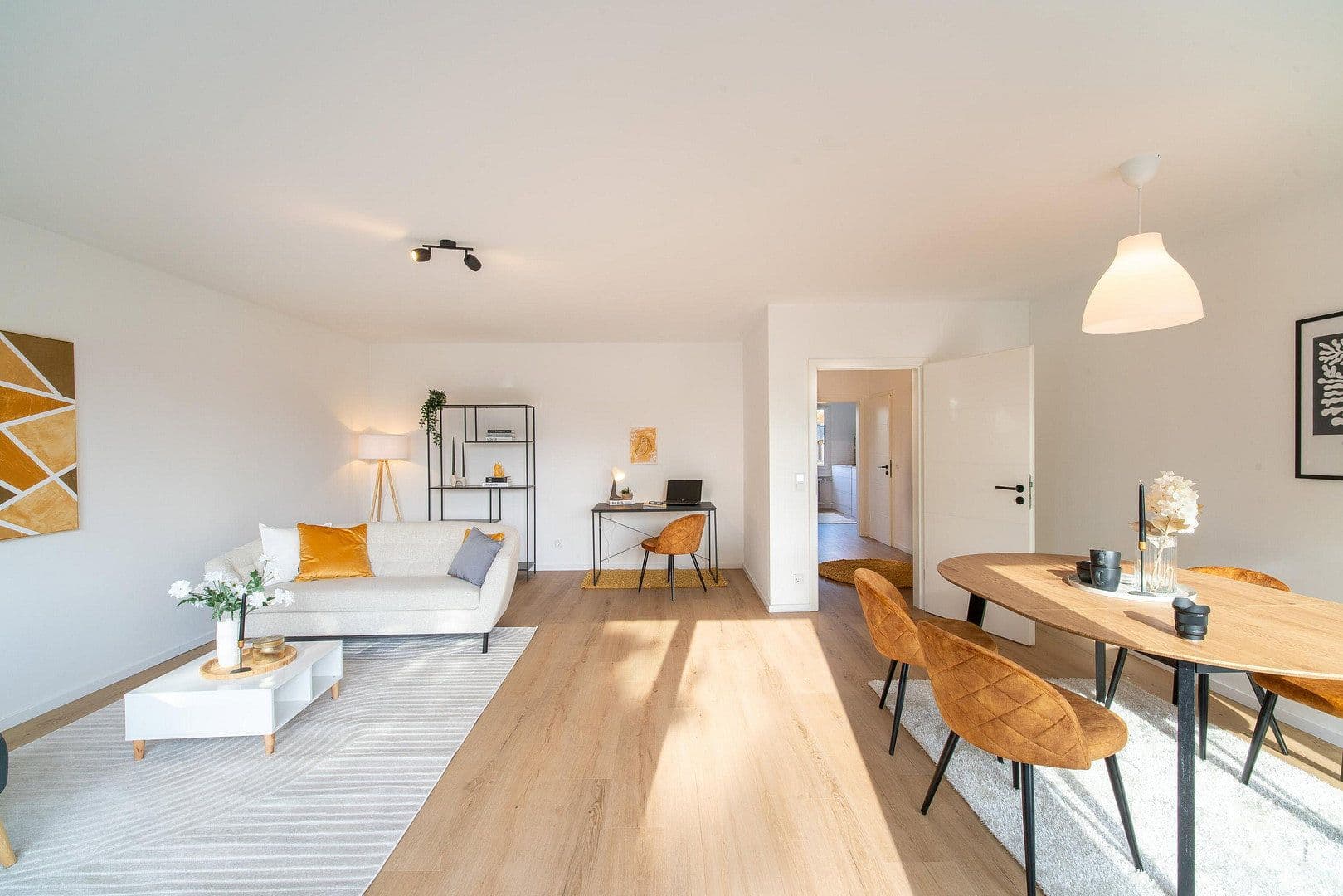 Prodej bytu 2+kk 82 m², Straubinger Straße 48, Duisburg, Severní Porýní-Vestfálsko Prodej bytu 2+kk 82 m², Straubinger Straße 48, Duisburg, Severní Porýní-Vestfálsko