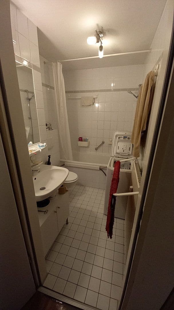 Prodej bytu 1+1 41 m², Erich-Weinert-Straße 141A, Berlin, Berlín Prodej bytu 1+1 41 m², Erich-Weinert-Straße 141A, Berlin, Berlín