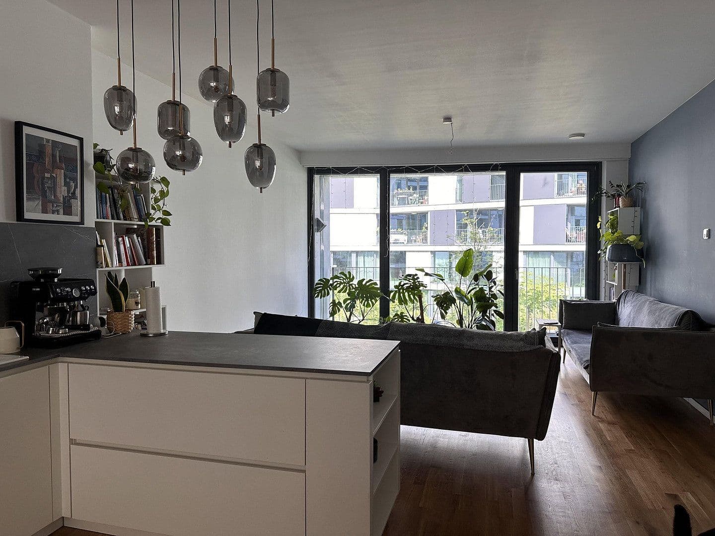 Pronájem bytu 3+1 104 m², Pettenkoferstr 13, Berlin, Berlín Pronájem bytu 3+1 104 m², Pettenkoferstr 13, Berlin, Berlín