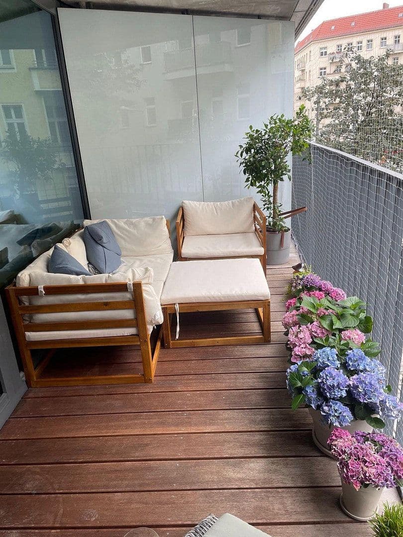 Pronájem bytu 3+1 104 m², Pettenkoferstr 13, Berlin, Berlín Pronájem bytu 3+1 104 m², Pettenkoferstr 13, Berlin, Berlín
