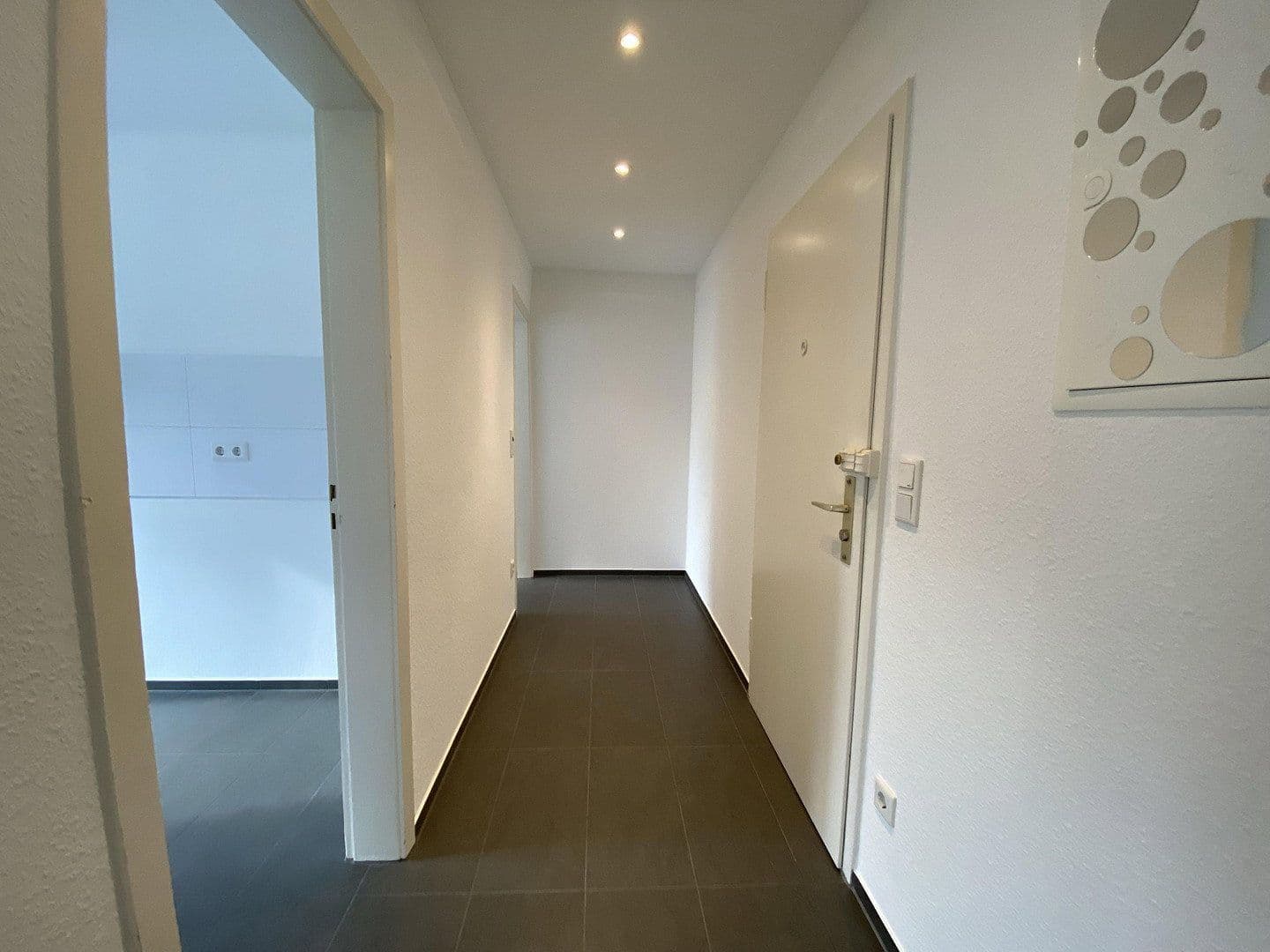 Pronájem bytu 1+1 47 m², Wuppertal, Severní Porýní-Vestfálsko Pronájem bytu 1+1 47 m², Wuppertal, Severní Porýní-Vestfálsko