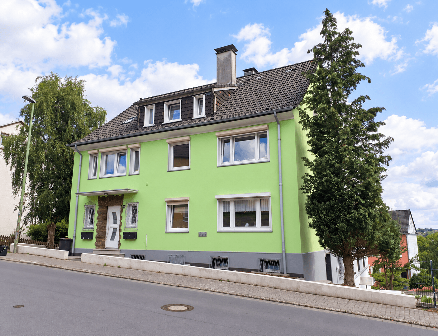 Pronájem bytu 3+1 87 m², Schützenstrasse 22, Lüdenscheid, Severní Porýní-Vestfálsko Pronájem bytu 3+1 87 m², Schützenstrasse 22, Lüdenscheid, Severní Porýní-Vestfálsko