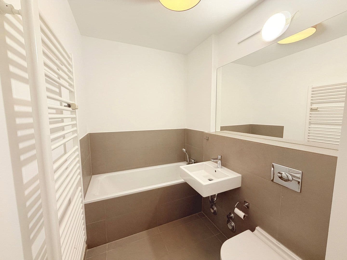 Prodej bytu 3+1 98 m², Steglitzer Damm 24, Berlin, Berlín Prodej bytu 3+1 98 m², Steglitzer Damm 24, Berlin, Berlín