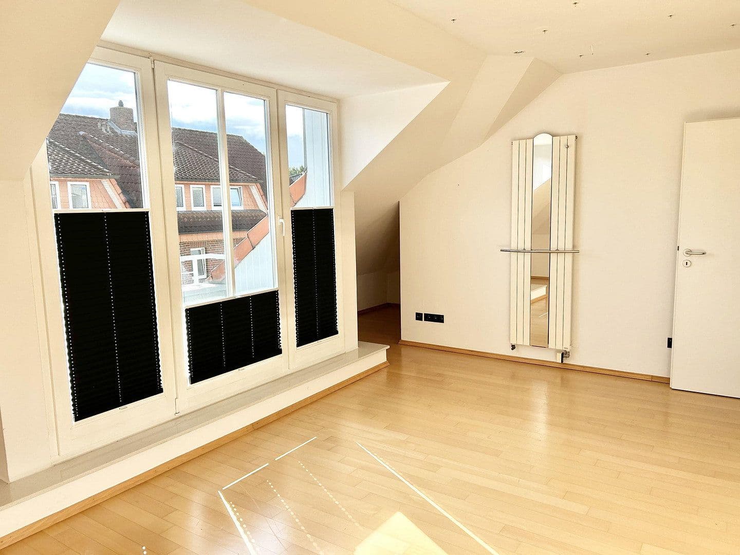 Pronájem bytu 3+1 95 m², Oldenburg, Dolní Sasko Pronájem bytu 3+1 95 m², Oldenburg, Dolní Sasko