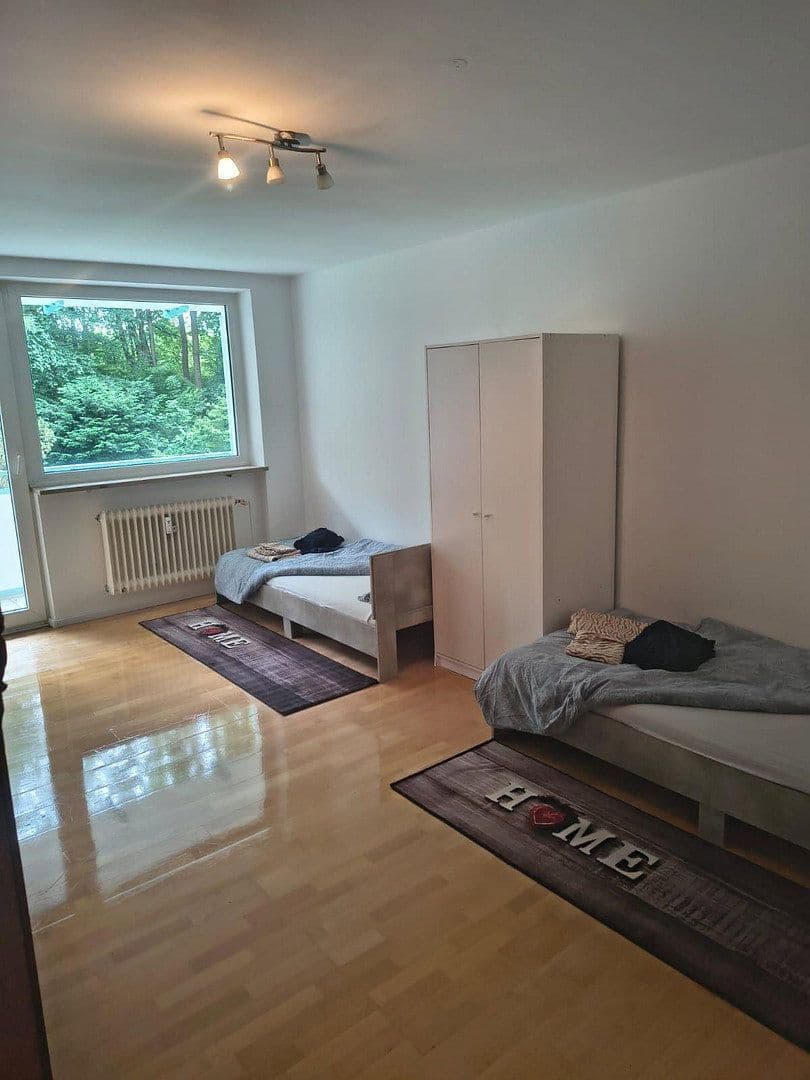 Pronájem bytu 3+1 80 m², Karl-Marx-Ring 92, München-Ramersdorf, Bavorsko Pronájem bytu 3+1 80 m², Karl-Marx-Ring 92, München-Ramersdorf, Bavorsko