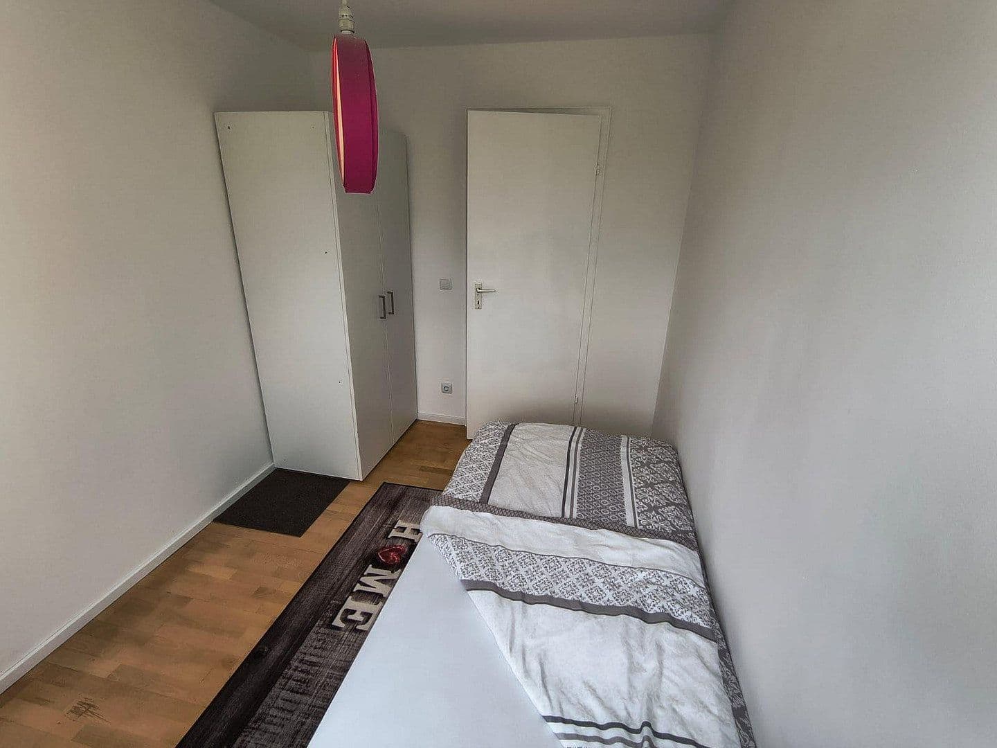 Pronájem bytu 3+1 80 m², Karl-Marx-Ring 92, München-Ramersdorf, Bavorsko Pronájem bytu 3+1 80 m², Karl-Marx-Ring 92, München-Ramersdorf, Bavorsko