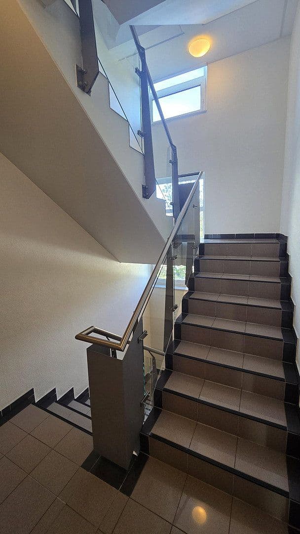 Prodej bytu 2+1 57 m², Hilde-und-Joseph, Professor-Neyses-Platz 2, Düsseldorf, Severní Porýní-Vestfálsko Prodej bytu 2+1 57 m², Hilde-und-Joseph, Professor-Neyses-Platz 2, Düsseldorf, Severní Porýní-Vestfálsko