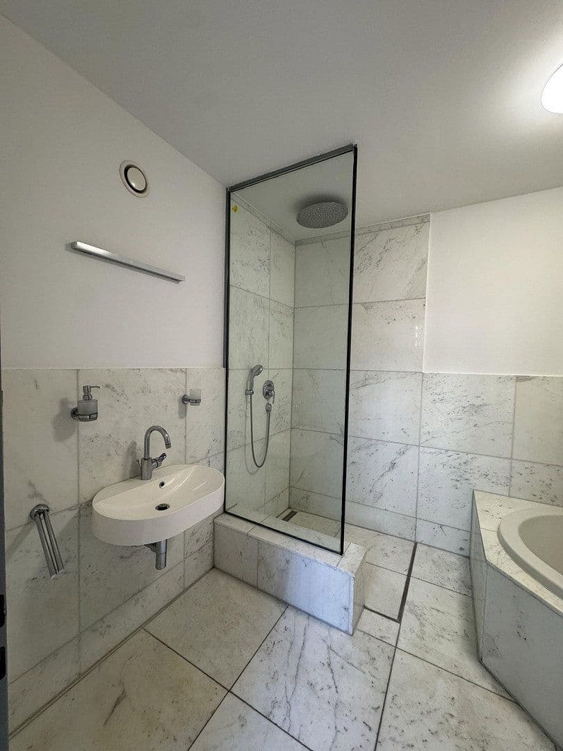 Prodej bytu 383 m², Münchener Straße 113, Ingolstadt, Bavorsko Prodej bytu 383 m², Münchener Straße 113, Ingolstadt, Bavorsko