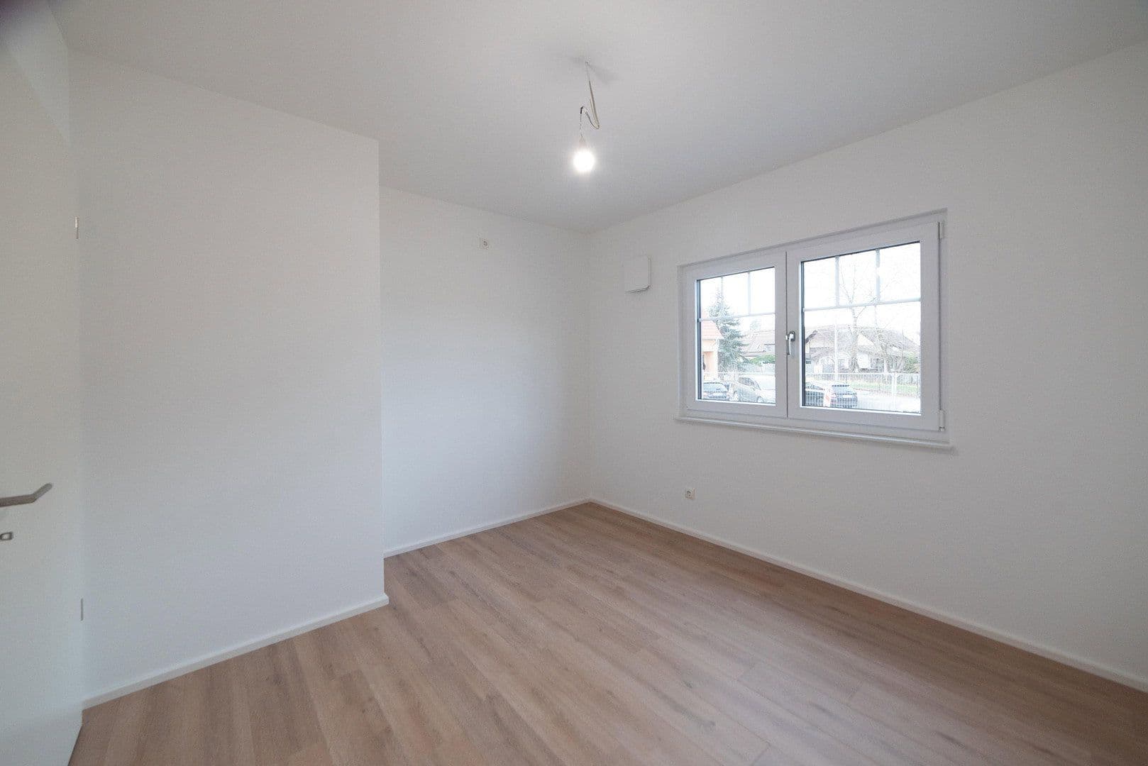 Pronájem bytu 2+kk 66 m², Brunnenweg 1a, Kamenec, Sasko Pronájem bytu 2+kk 66 m², Brunnenweg 1a, Kamenec, Sasko