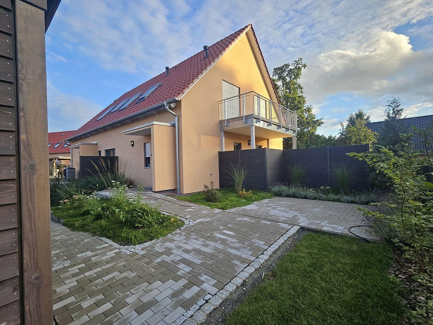 Pronájem bytu 2+kk 66 m², Brunnenweg 1a, Kamenec, Sasko Pronájem bytu 2+kk 66 m², Brunnenweg 1a, Kamenec, Sasko