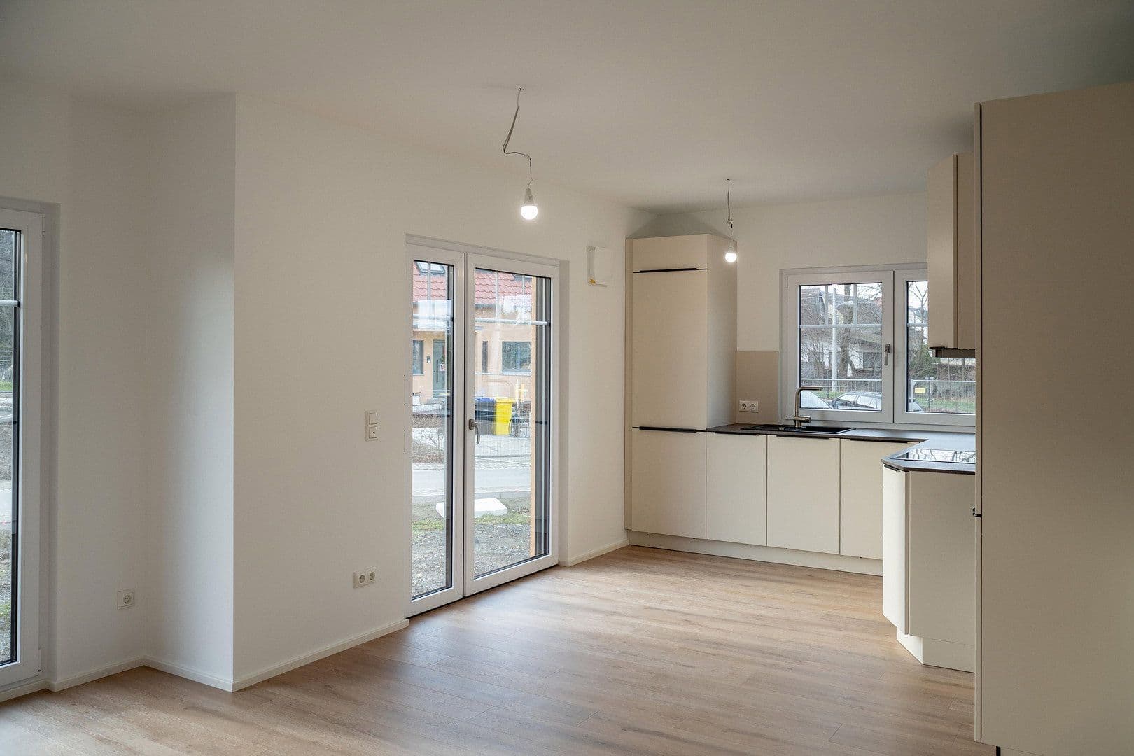 Pronájem bytu 2+kk 66 m², Brunnenweg 1a, Kamenec, Sasko Pronájem bytu 2+kk 66 m², Brunnenweg 1a, Kamenec, Sasko