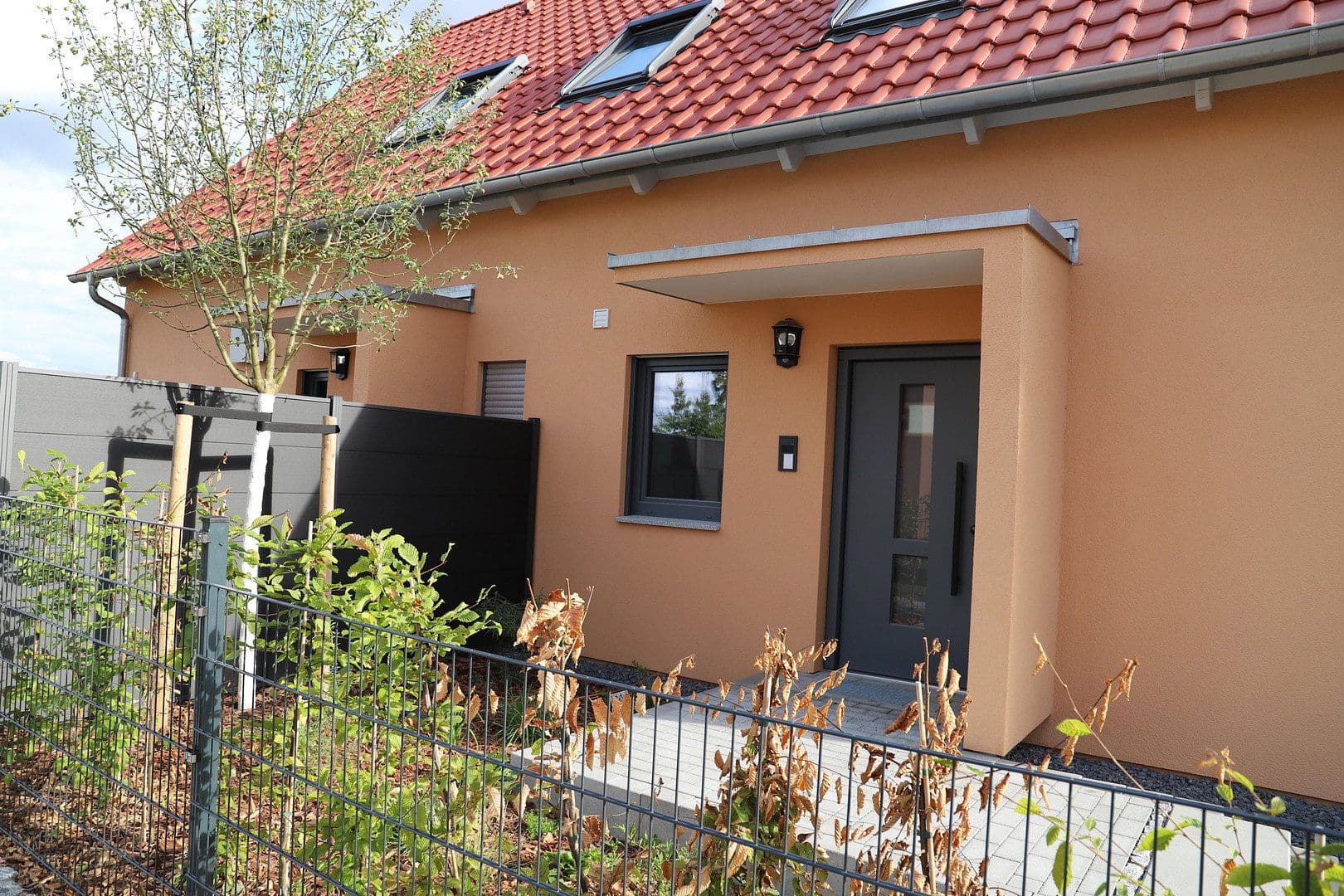Pronájem bytu 2+kk 66 m², Brunnenweg 1a, Kamenec, Sasko Pronájem bytu 2+kk 66 m², Brunnenweg 1a, Kamenec, Sasko