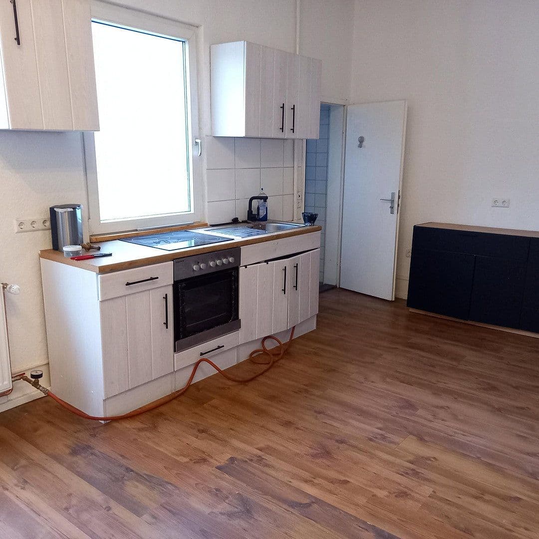 Pronájem bytu 1+1 52 m², Hans-Thoma - Str. 5, Karlsruhe, Bádensko-Württembersko Pronájem bytu 1+1 52 m², Hans-Thoma - Str. 5, Karlsruhe, Bádensko-Württembersko