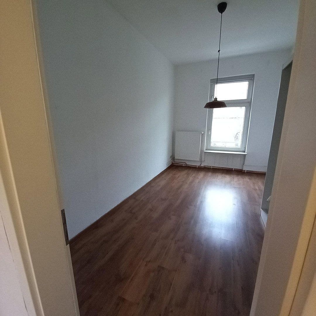 Pronájem bytu 1+1 52 m², Hans-Thoma - Str. 5, Karlsruhe, Bádensko-Württembersko Pronájem bytu 1+1 52 m², Hans-Thoma - Str. 5, Karlsruhe, Bádensko-Württembersko